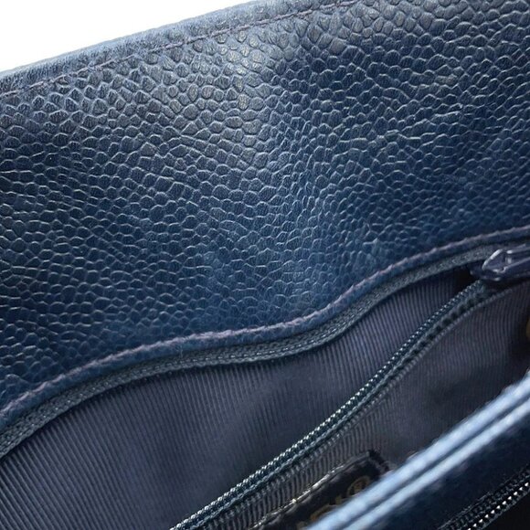 CHANEL ChainShoulder Calfskin Navy - Picture 11 of 16